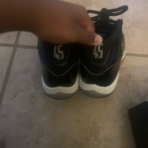 Jordan 11 Space Jams Size 8